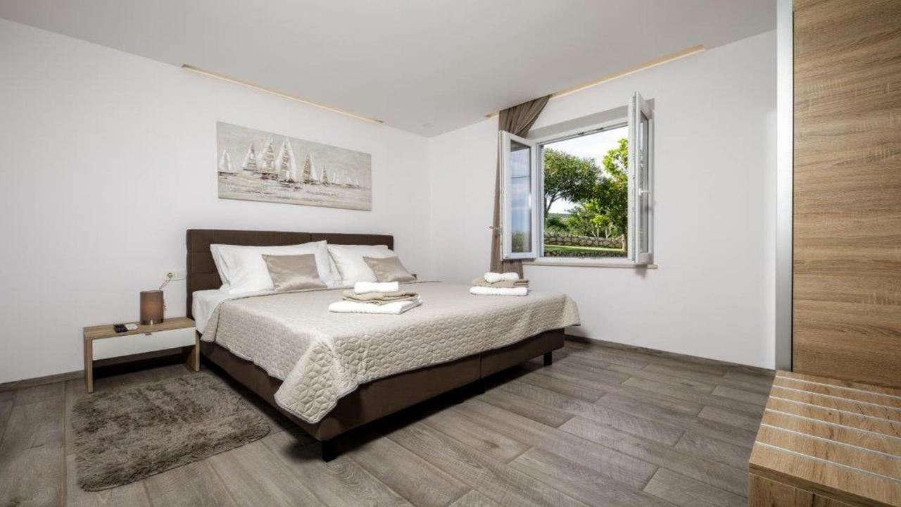 Apartments Mi&Ni ツァヴタット エクステリア 写真